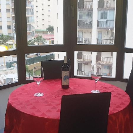 Апартаменты Apartamento Angela Бенидорм Экстерьер фото