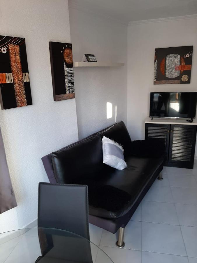 Апартаменты Apartamento Angela Бенидорм Экстерьер фото