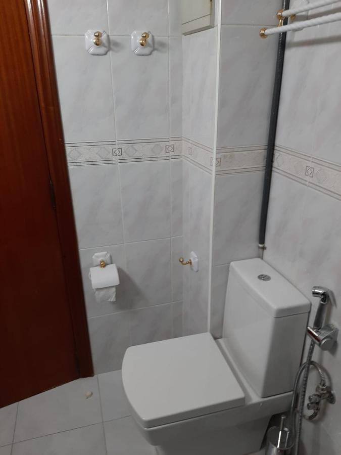 Апартаменты Apartamento Angela Бенидорм Экстерьер фото